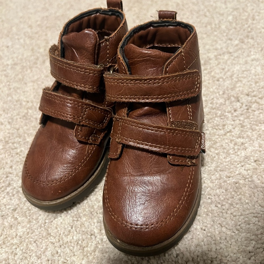 Oshkosh 6c boots